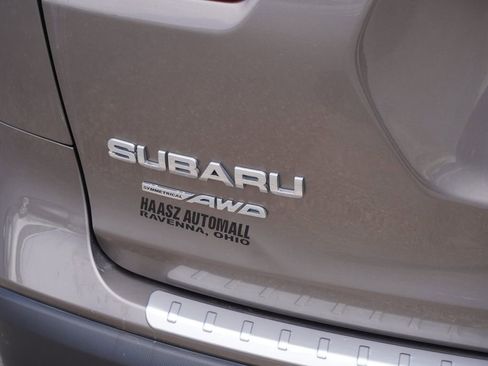 Used 2022 Subaru Ascent Limited w/ Technology Package AWD/4WD image 7