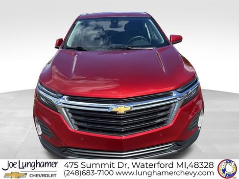 Used 2024 Chevrolet Equinox LT w/ LPO, Floor Liner Package FWD image 9
