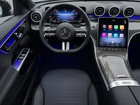 Used 2025 Mercedes-Benz C 300 4MATIC Sedan image 12