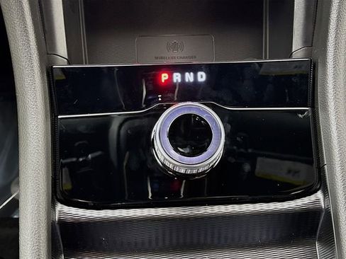 New 2025 Jeep Grand Cherokee Laredo w/ Luxury Tech Group I image 16