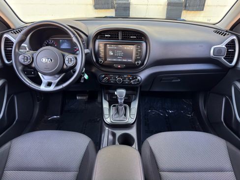 Used 2020 Kia Soul X-Line FWD image 11