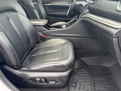Used 2021 Jeep Grand Cherokee L Limited AWD/4WD image 20