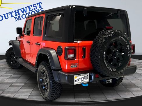 Used 2023 Jeep Wrangler Unlimited w/ Cold Weather Group AWD/4WD image 5