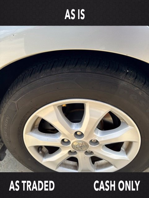 Used 2011 Toyota Camry LE w/ LE Extra-Value Pkg FWD image 14
