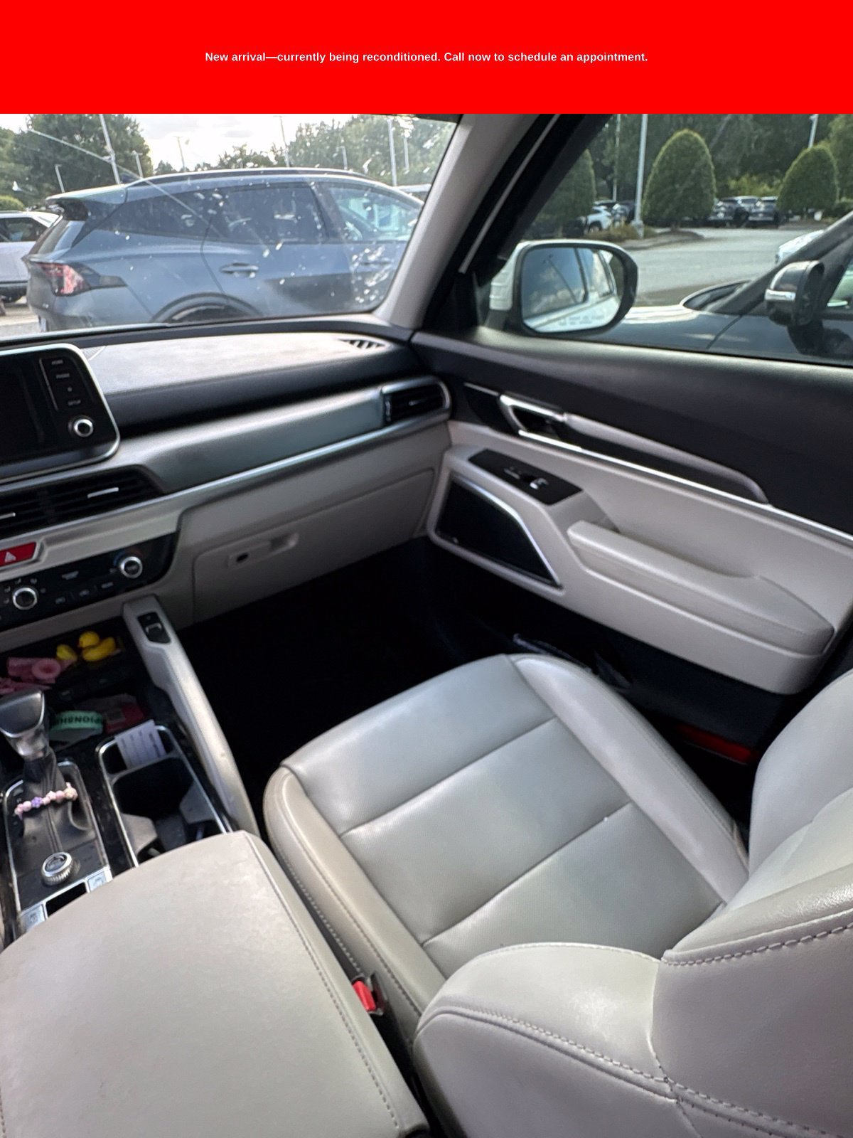 Used 2020 Kia Telluride S w/ S 8 Passenger Seating Package FWD image 4