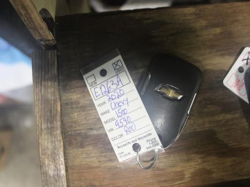 Used 2020 Chevrolet Silverado 1500 LT Trail Boss image 27