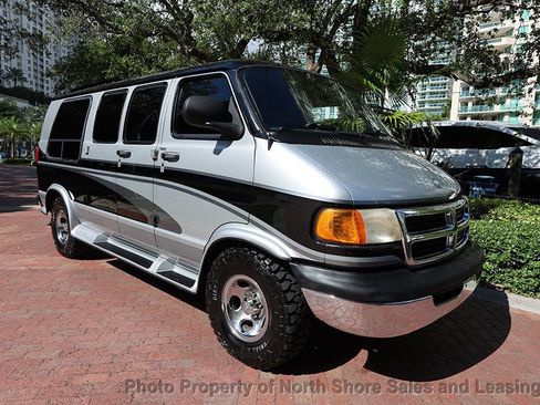 Used 1998 Dodge B1500 image 26