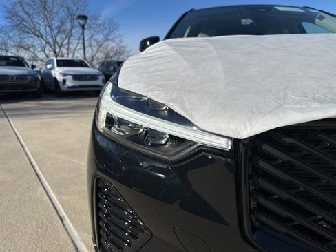 New 2026 Volvo XC60 B5 Ultra w/ Climate Package image 10