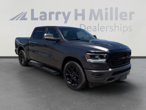 Used 2023 RAM 1500 Laramie AWD/4WD image 7
