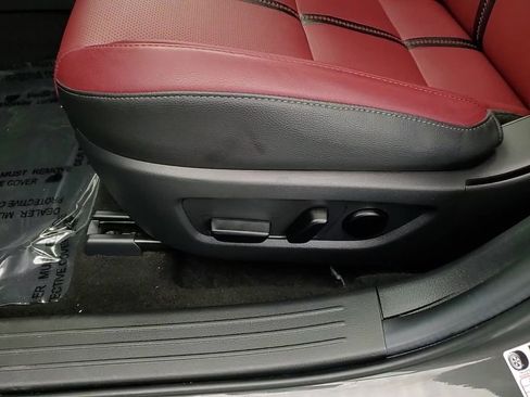 Certified 2025 MAZDA CX-50 2.5 Hybrid w/ Premium Plus Pkg image 14