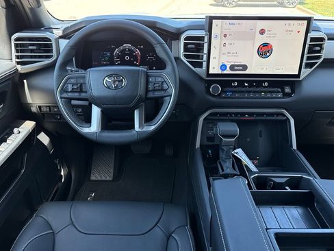 New 2026 Toyota Tundra Limited AWD/4WD image 10