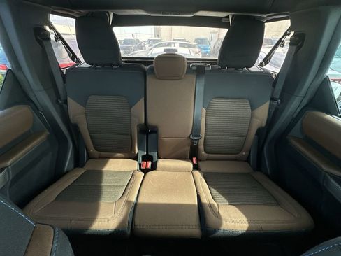 Used 2023 Ford Bronco Outer Banks image 14