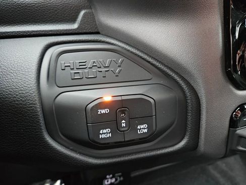 New 2026 RAM 2500 Big Horn AWD/4WD image 25