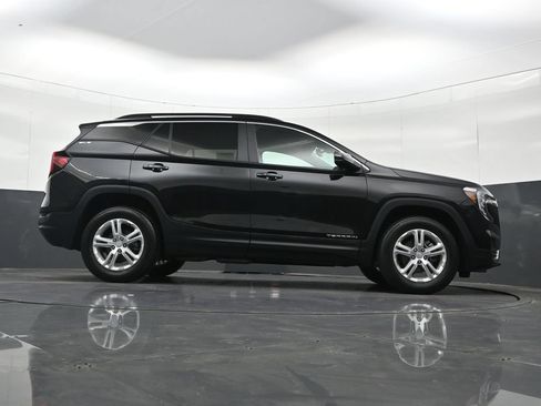 Certified 2023 GMC Terrain SLE w/ Driver Convenience Package AWD/4WD image 37