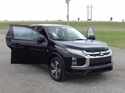 Used 2024 Mitsubishi Outlander Sport ES AWD/4WD image 26