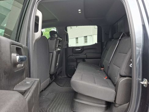Used 2020 Chevrolet Silverado 1500 Custom Trail Boss w/ Custom Convenience Package AWD/4WD image 10