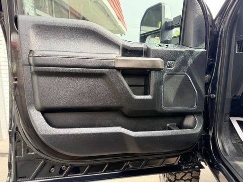 Used 2021 Ford F450 Platinum w/ FX4 Off-Road Package image 18