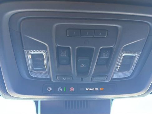 Used 2024 GMC Sierra 2500 Denali Ultimate image 30