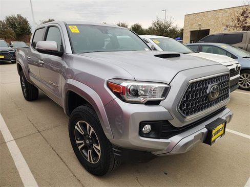 Certified 2019 Toyota Tacoma TRD Sport image 1