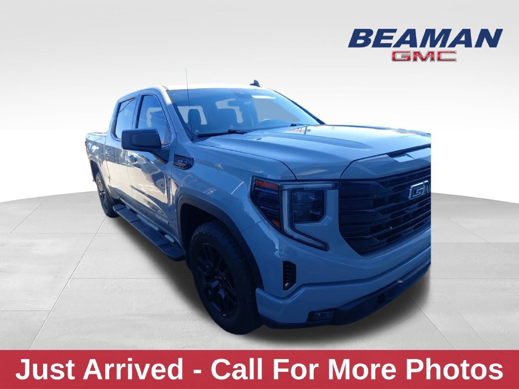 Used 2024 GMC Sierra 1500 Elevation w/ LPO, Elevation Black Package AWD/4WD image 1