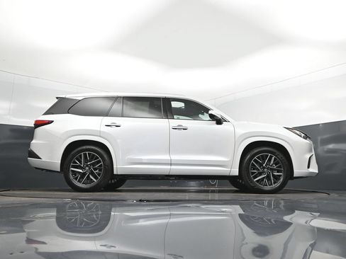 New 2026 Lexus TX 350 AWD image 42