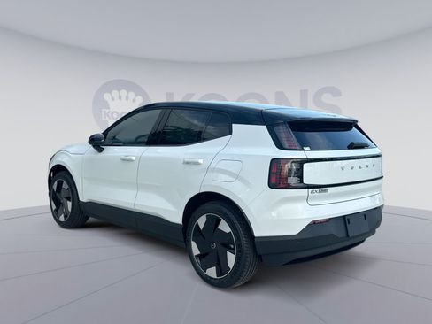 New 2026 Volvo EX30 Plus w/ Protection Package Premier RWD image 4
