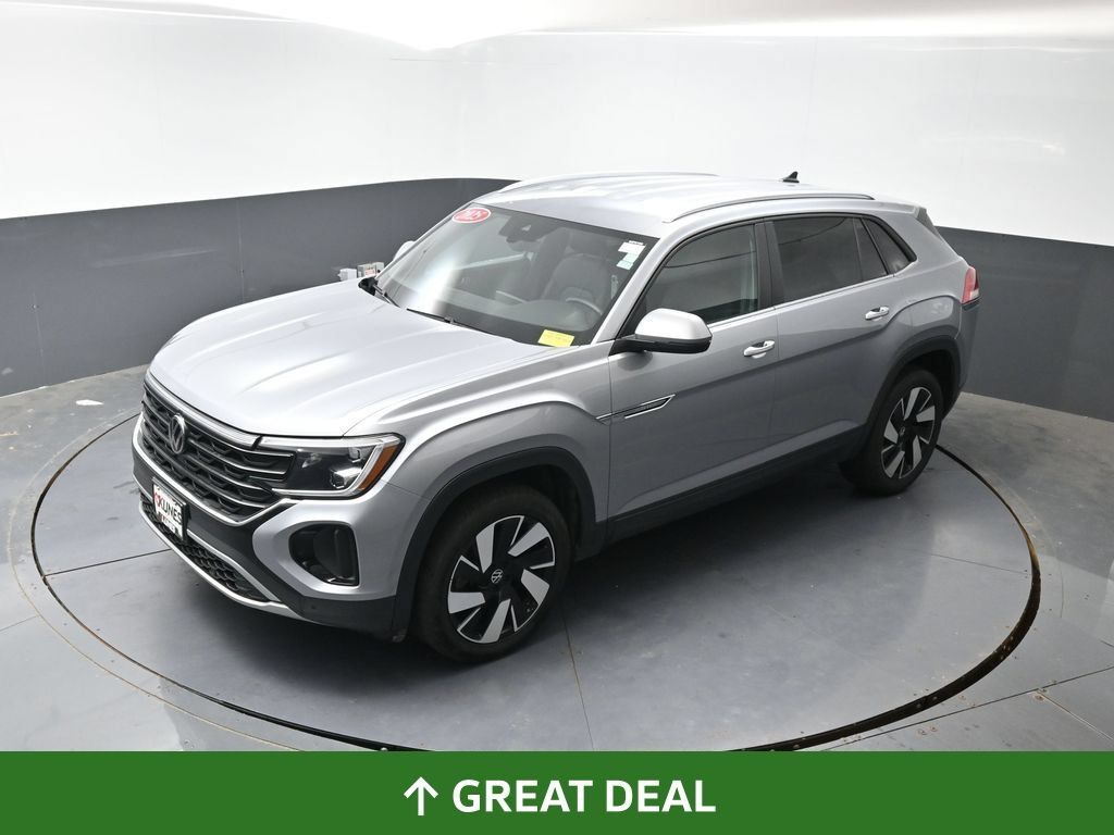 Used 2025 Volkswagen Atlas Cross Sport SE FWD image 48