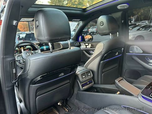 Used 2021 Mercedes-Benz Maybach GLS 600 Maybach GLS 600 4MATIC SUV image 25