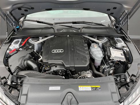 Used 2023 Audi A4 2.0T Premium w/ Convenience Package image 32