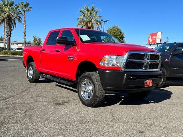 Used 2015 RAM 2500 Tradesman w/ Chrome Appearance Group AWD/4WD image 4