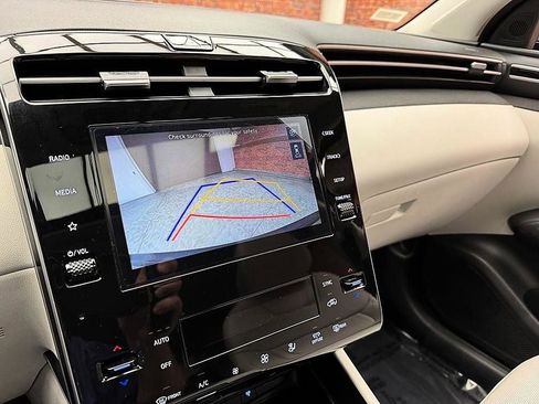 Used 2023 Hyundai Tucson SEL FWD image 8