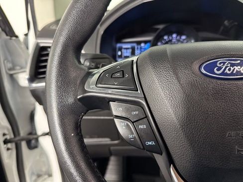 Used 2022 Ford Edge Titanium w/ Class II Trailer Tow Package image 32