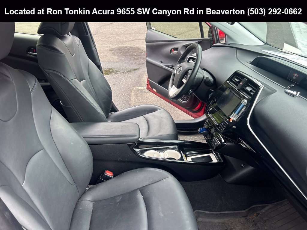 Used 2017 Toyota Prius Three Touring FWD image 10