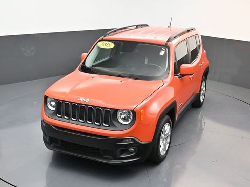 Used 2015 Jeep Renegade Latitude image 19