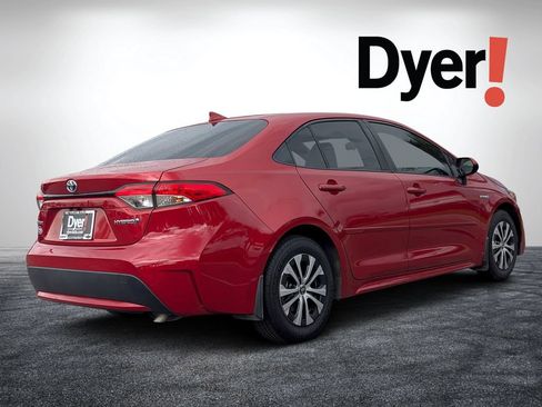 Used 2021 Toyota Corolla LE FWD image 5