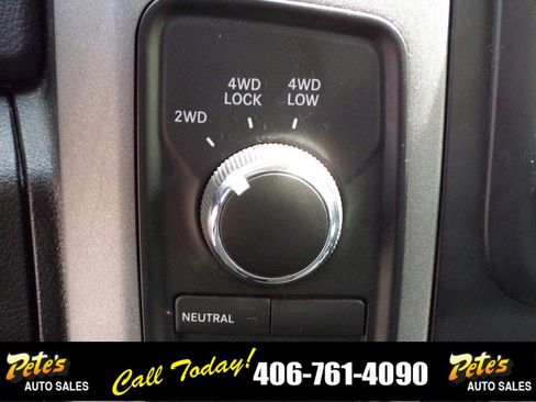 Used 2017 RAM 2500 Tradesman w/ Chrome Appearance Group image 27