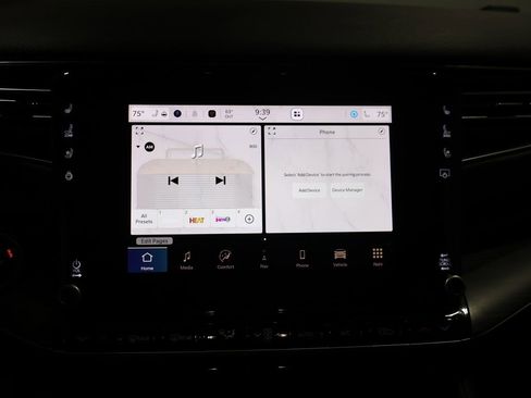 Certified 2024 Jeep Wagoneer Series II image 25