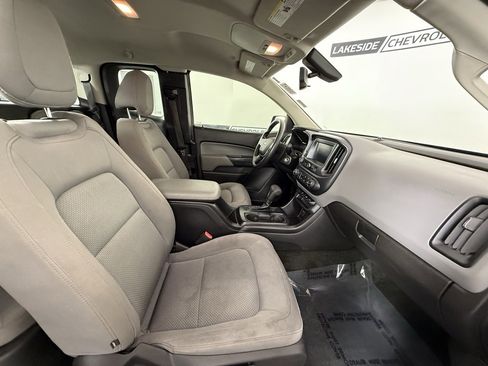 Used 2017 Chevrolet Colorado W/T image 17