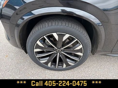 Used 2025 Volvo XC90 B6 Plus AWD/4WD image 27