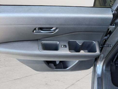Certified 2023 Nissan Pathfinder S FWD image 32