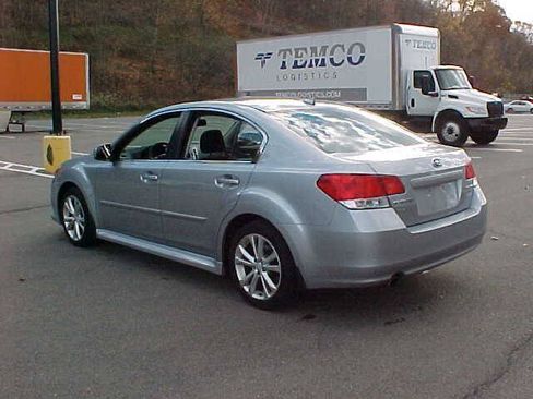 Used 2014 Subaru Legacy 2.5i Premium AWD/4WD image 11