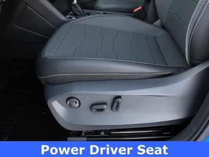 New 2026 Volkswagen Taos SE