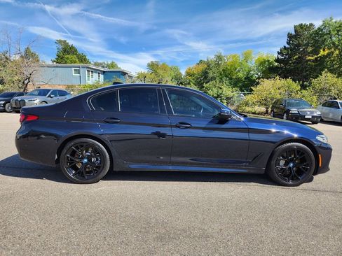 Used 2022 BMW 530e xDrive w/ M Sport Package image 8