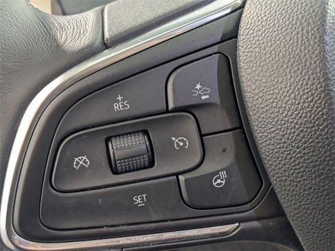 Used 2021 Buick Envision Avenir w/ Technology Package II image 17