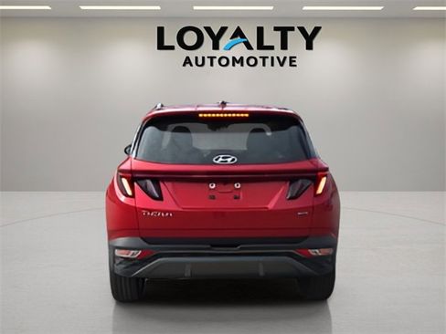 Used 2023 Hyundai Tucson Limited image 4