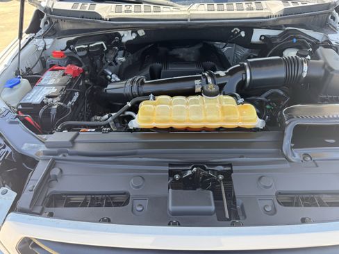 Used 2017 Ford F150 XLT w/ Equipment Group 302A Luxury AWD/4WD image 30