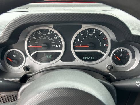 Used 2010 Jeep Wrangler Sport AWD/4WD image 29