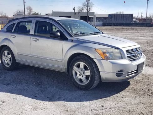 Used 2009 Dodge Caliber SXT FWD image 2