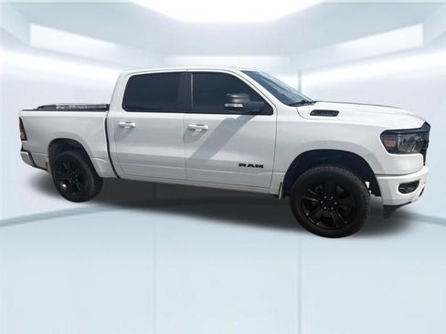 Used 2022 RAM 1500 Big Horn AWD/4WD image 6