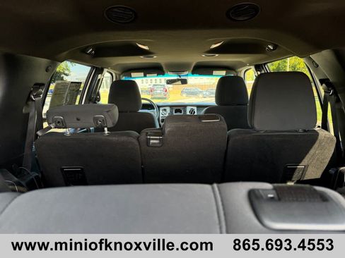 Used 2017 Ford Expedition XLT RWD image 16